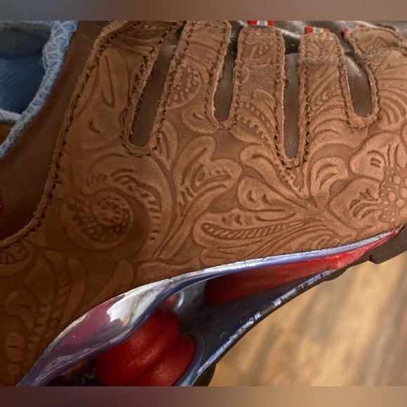 NIKE Shox Brown Flower Pattern Size 8 - Picture 8 of 13